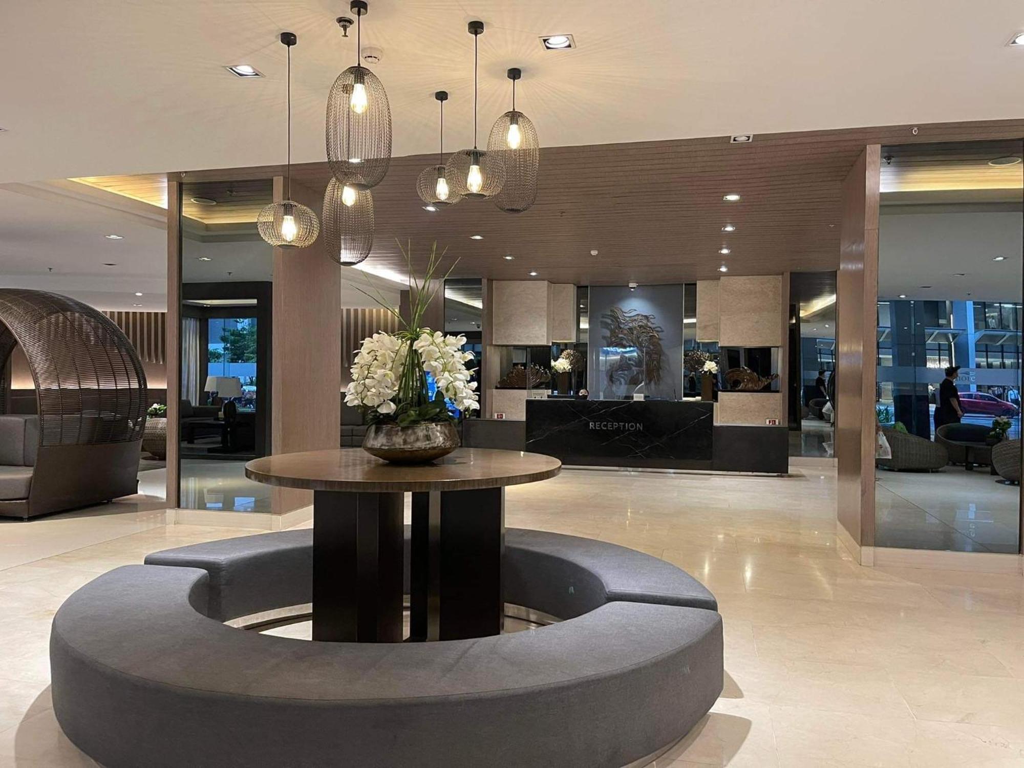 Shore 1 & 3 Residences Moa 1Br With Balcony By Darpm Manila Exterior photo
