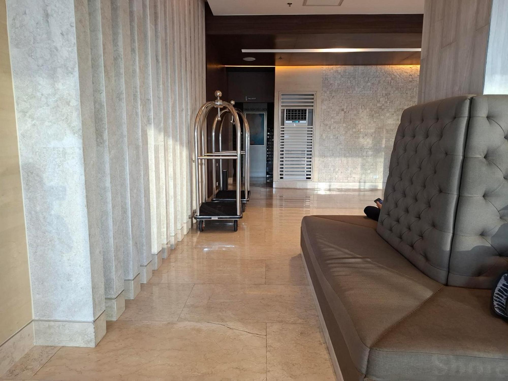 Shore 1 & 3 Residences Moa 1Br With Balcony By Darpm Manila Exterior photo
