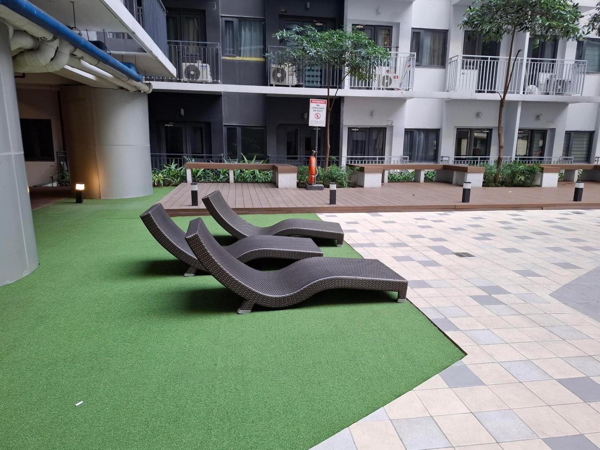 Shore 1 & 3 Residences Moa 1Br With Balcony By Darpm Manila Exterior photo